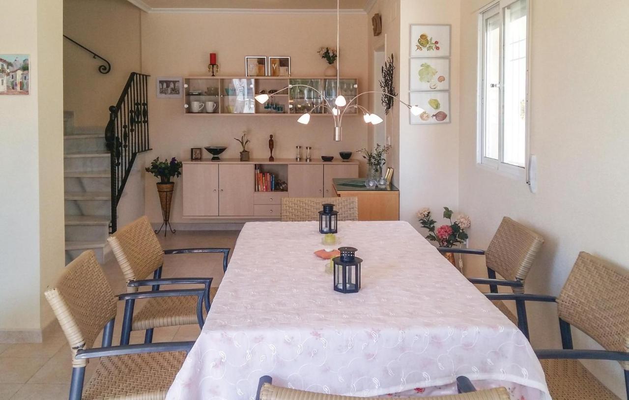 Cozy Home In Orihuela Costa With Kitchen Dehesa de Campoamor (Orihuela Costa) Exterior foto
